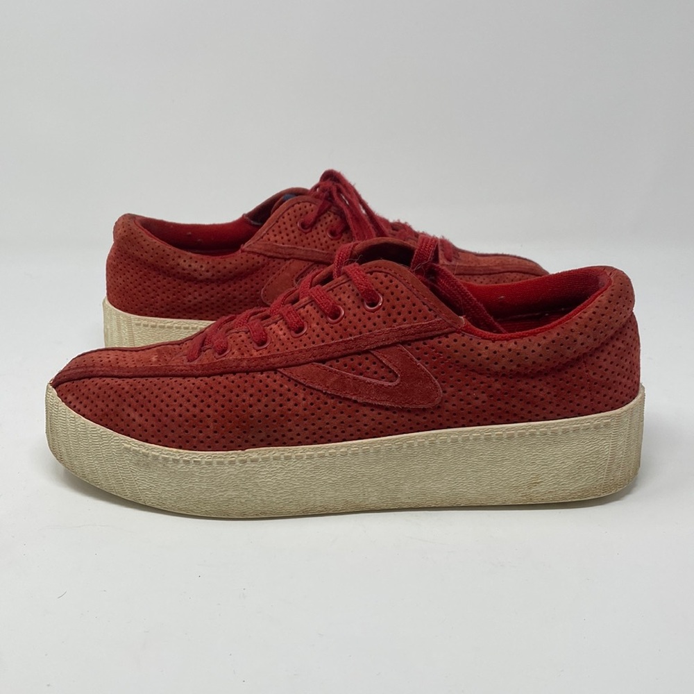 TRETORN Nylite Bold Perforated Leather Platform Sneakers size 8.5